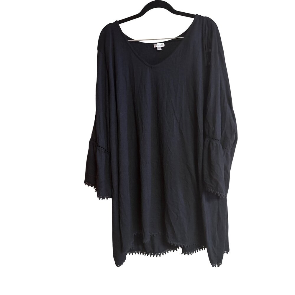 Black Bell Sleeve Tunic Top With Crochet Trim & Button Details Avenue 30/32 Ligh